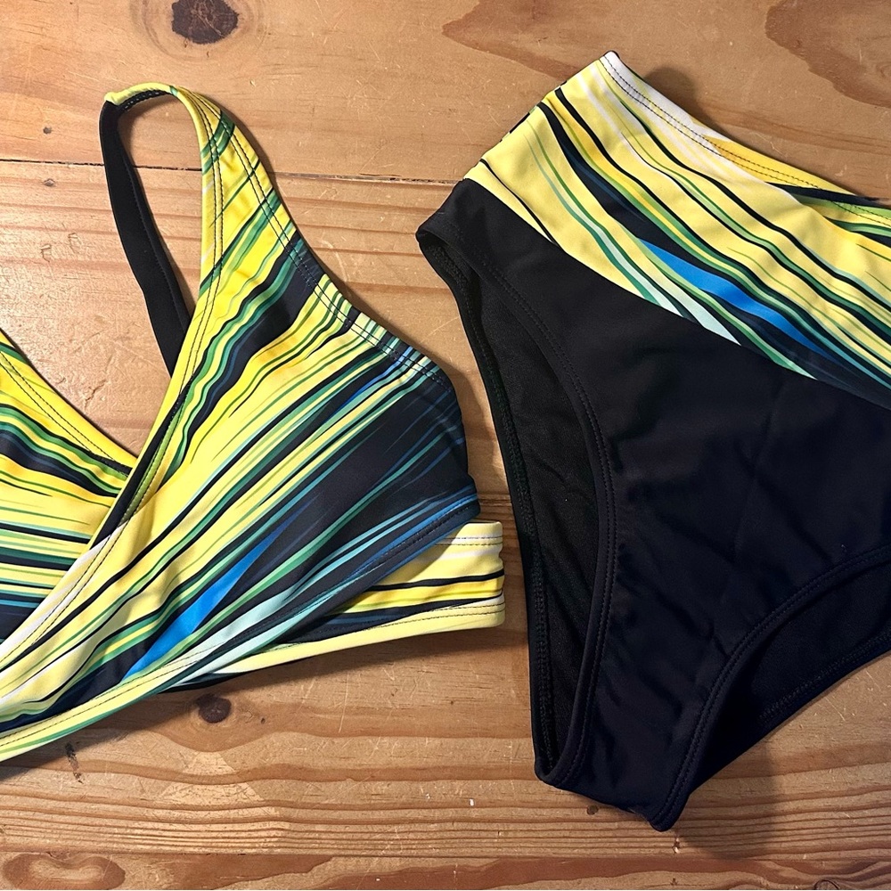 NWOT Striped Yellow and Black Women's Bikini Swim Set